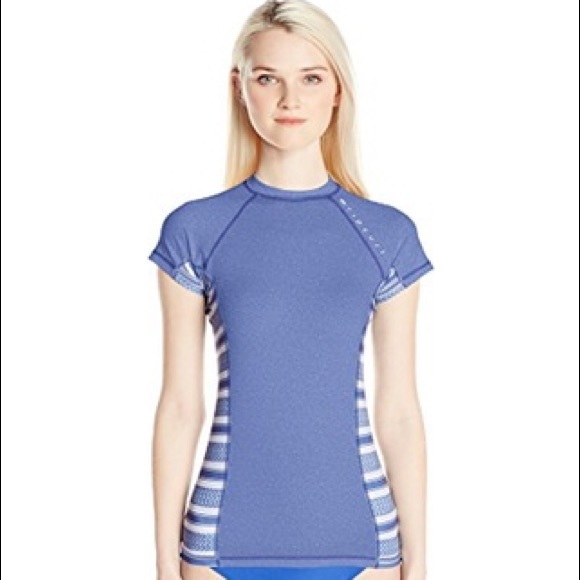 Rip Curl Trestles Cap Sleeve Rash Guard